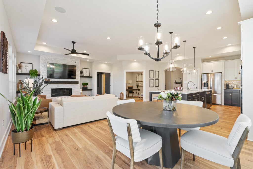 2003 Sabino Drive 4