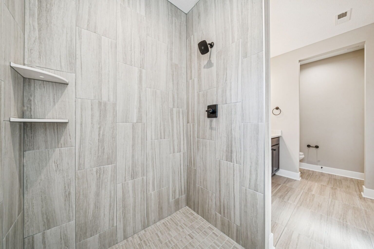 26 Web Or Mls 1177 Airport Road