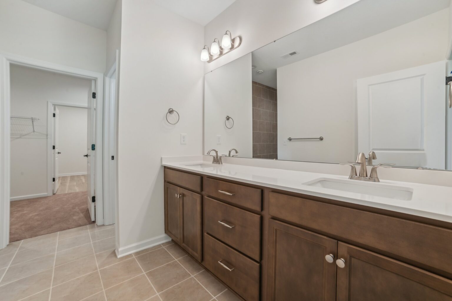21 Web Or Mls 1030 Man Owar Court