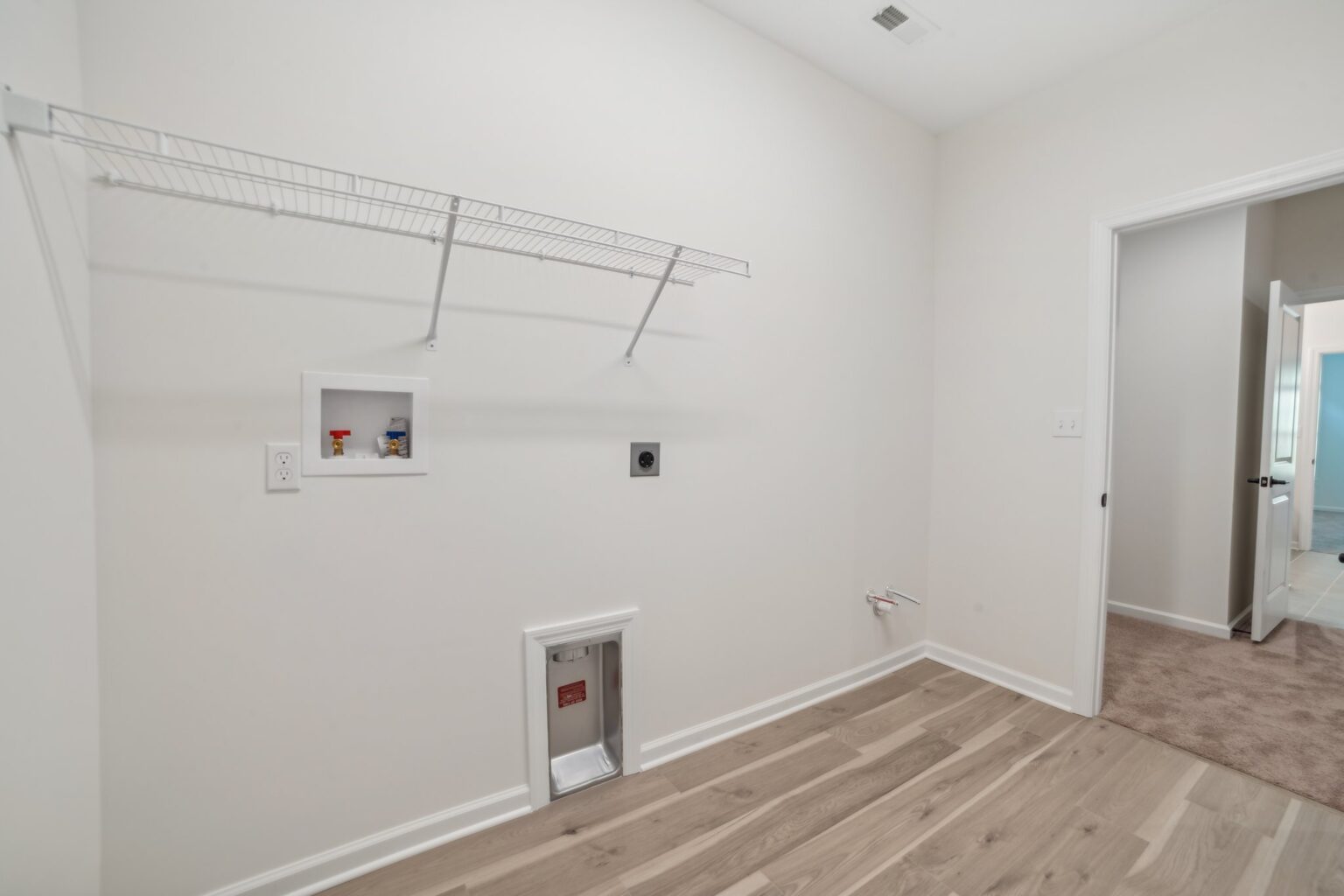 26 Web Or Mls 1030 Man Owar Court