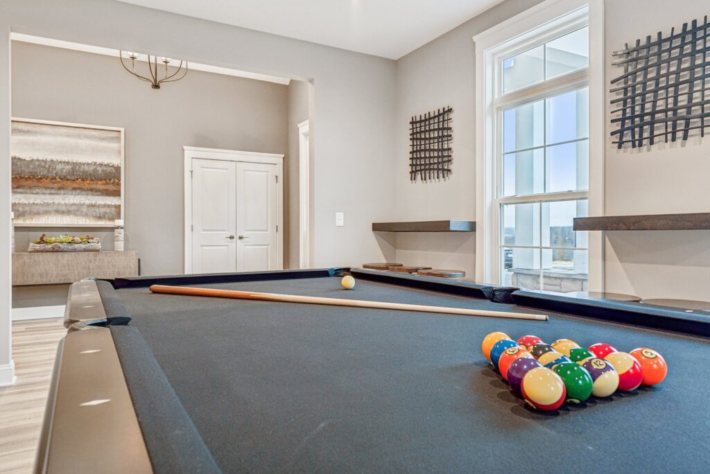 8 Web Or Mls 3000 August Court Clubhouse