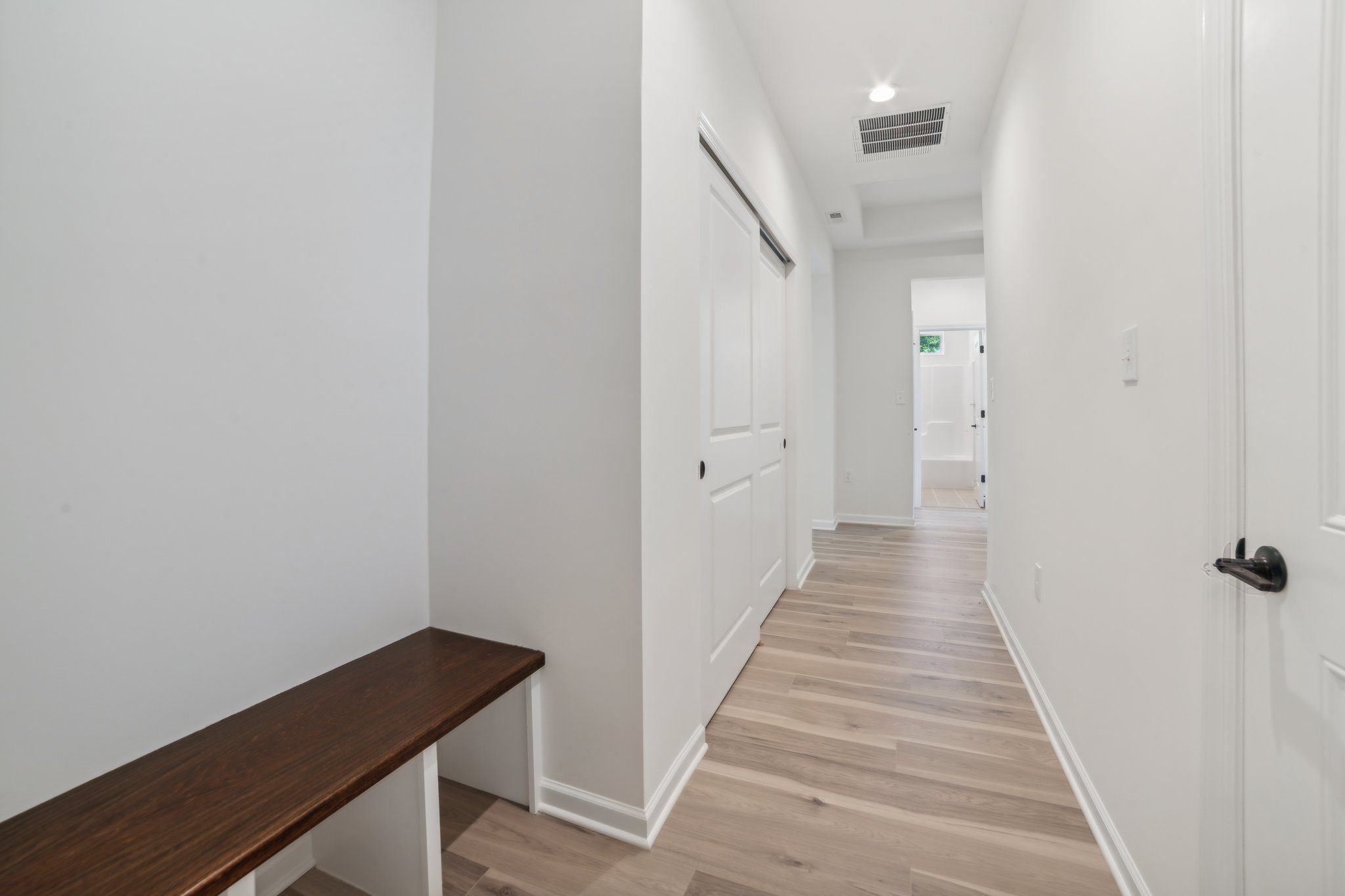 27 Web Or Mls 1030 Man Owar Court